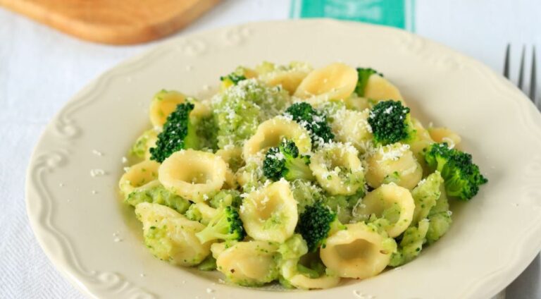 orecchiette con cime di rapa